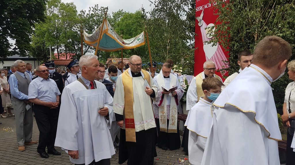 Boże Ciało 2020 — Sobików — zdjęcie 8